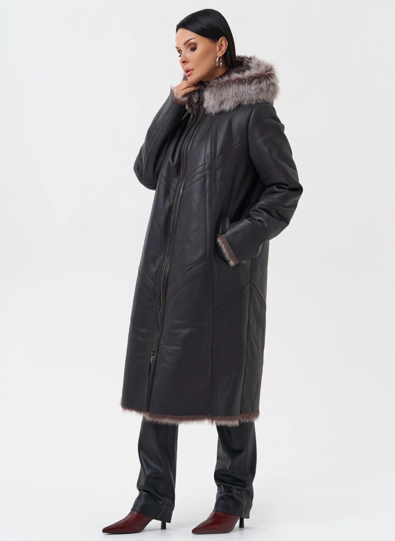 Дубленка с отделкой из тосканы с капюшоном