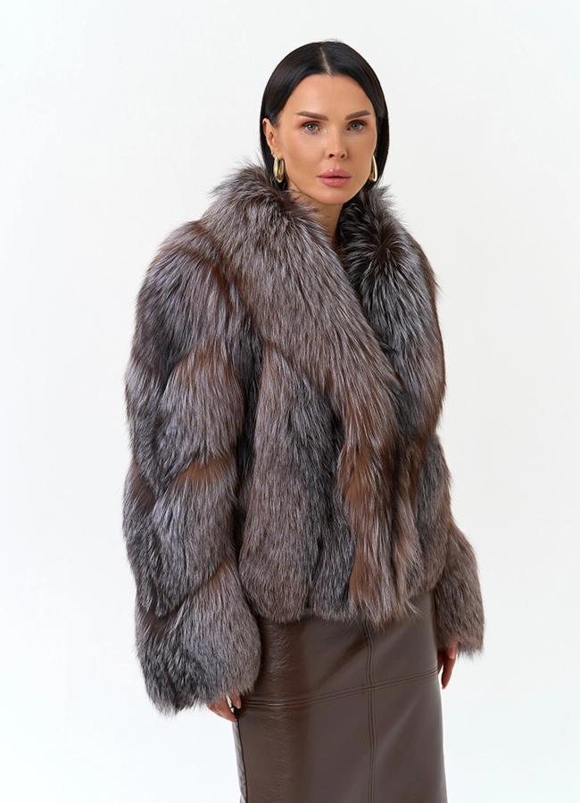 Женская шуба из меха лисы модель № 32586 в кредит фото