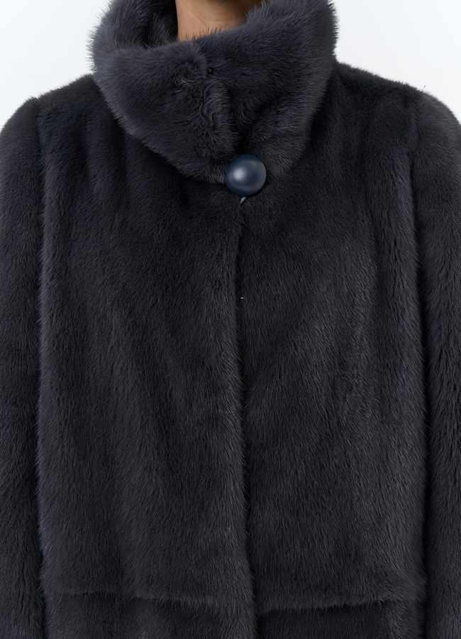 Норковая шуба с воротником стойка  модель № 25600 универмаг малина