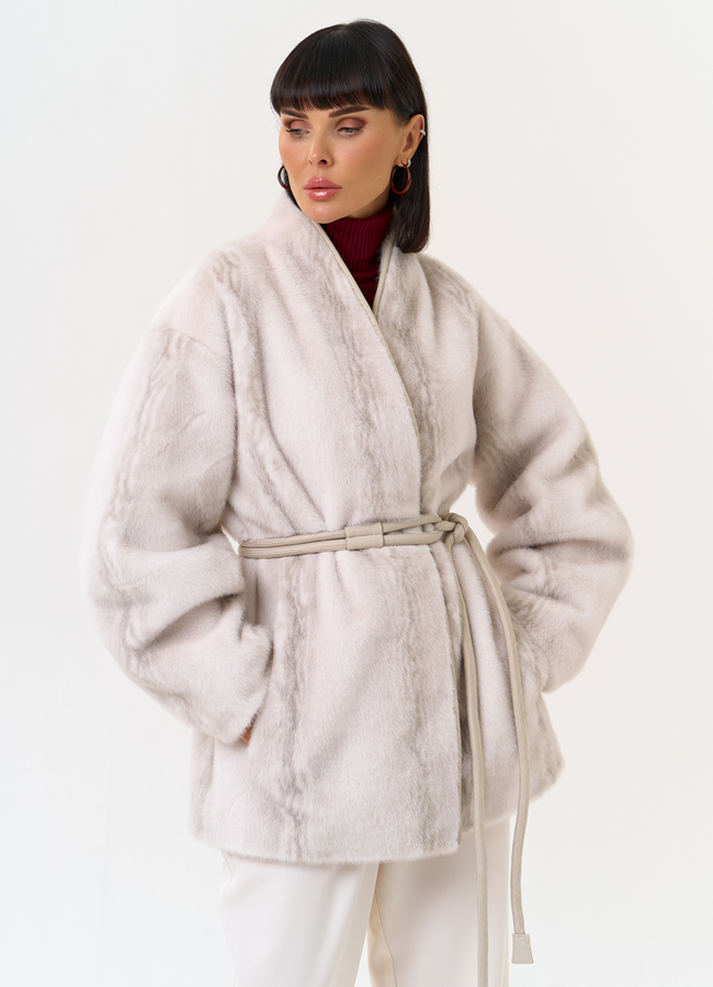 Светлая шуба из эко меха модель № 31523 в рассрочку