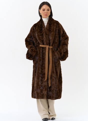 Шуба из меха норки с поясом